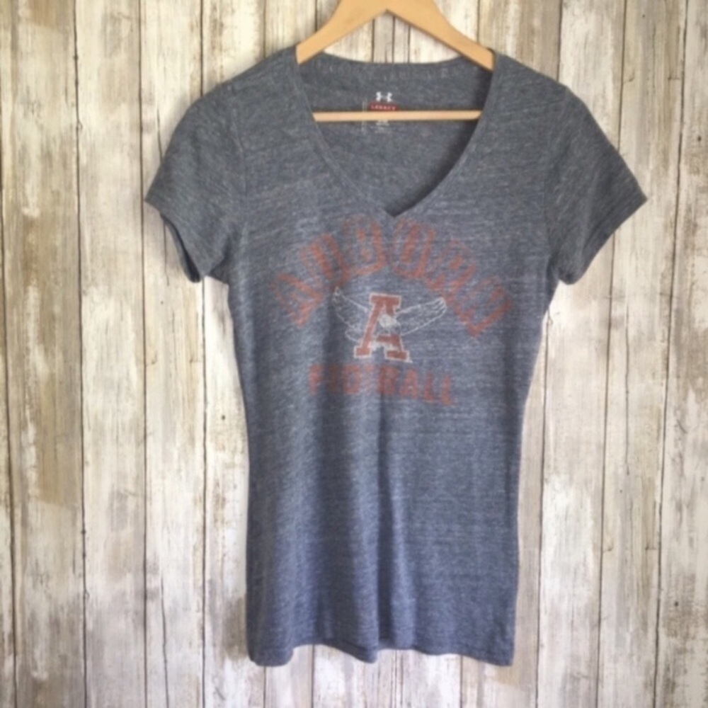 Under Armor Heathered Semi Fitted Tee